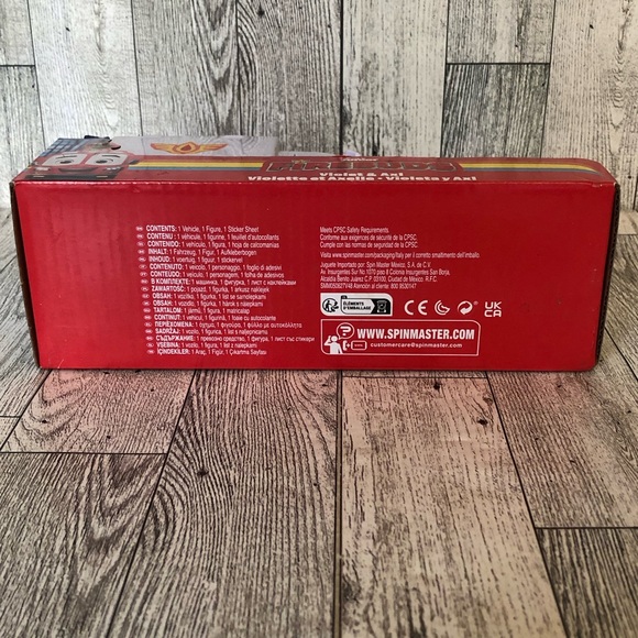 Spinmaster - Disney Junior Firebuds Violet & Axl Figure & Ambulance Vehicle Set - Picture 6 of 6